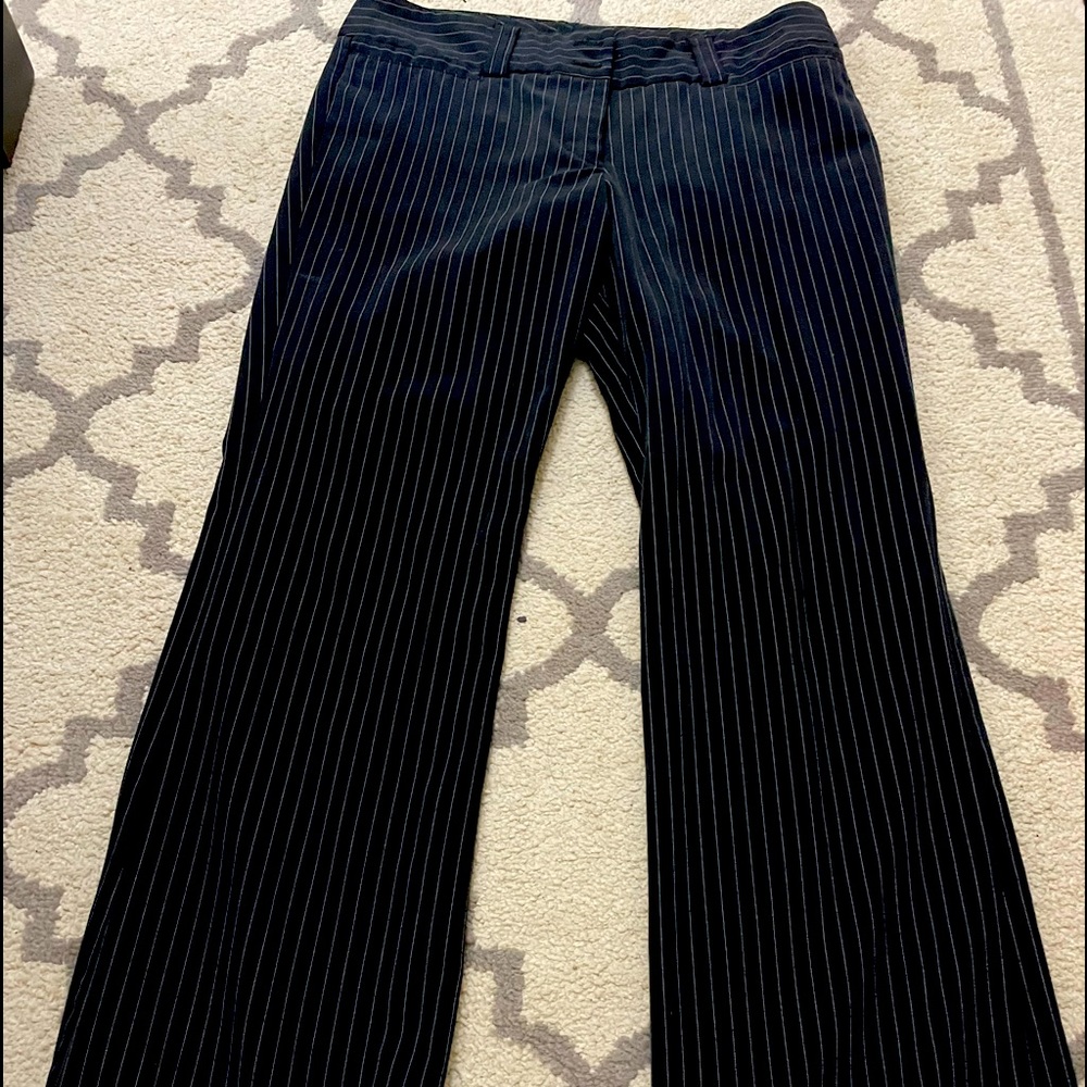Juniors size 7 dress pants.